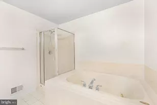 99 Warwick Rd, Princeton Junction, NJ 08550 - Photo 27