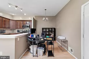 85 Cheverny Ct, Hamilton Township, NJ 08619 - Photo 11