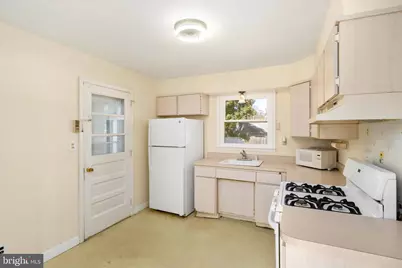16 Sunset Boulevard, Trenton, NJ 08690 - Photo 7