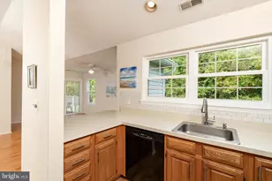 522 Walden Cir, Robbinsville, NJ 08691 - Photo 13