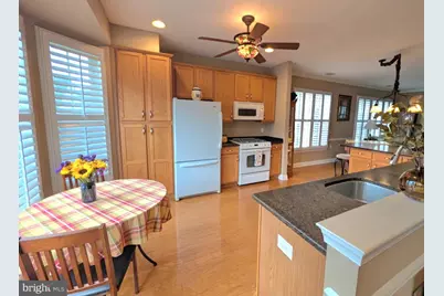 52 Goldfinch Drive, Hamilton Township, NJ 08690 - Photo 11