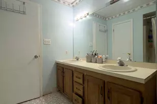 514 S Logan Ave, Trenton, NJ 08629 - Photo 21