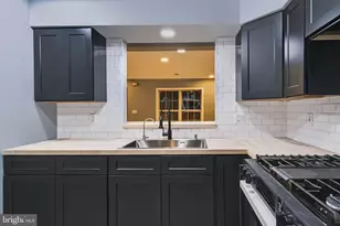 425 Euclid Ave, Trenton, NJ 08609 - Photo 1