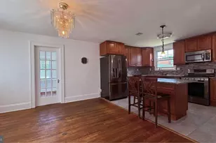 1048 Mer-Edinburg Rd, Hamilton Township, NJ 08690 - Photo 9
