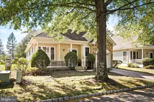 14 Hummingbird Dr, Hamilton Township, NJ 08690 - Photo 3
