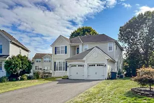 10 Nicholson Key, Colts Neck Township, NJ 07722 - Photo 3