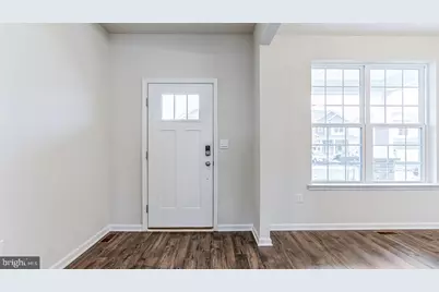 101 Cresci Blvd, Hazlet Township, NJ 07730 - Photo 3