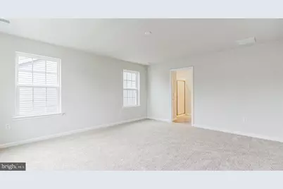 101 Cresci Blvd, Hazlet Township, NJ 07730 - Photo 15