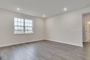 101 Cresci Blvd, Hazlet Township, NJ 07730 - Photo 23