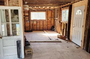 899 Adelphia-Farmingdale, Freehold, NJ 07728 - Photo 5