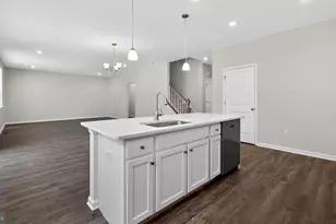 32 Georgetown Dr, Freehold, NJ 07728 - Photo 7