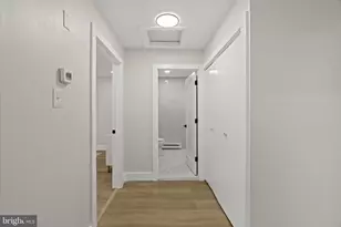 84 Parkway Dr, Freehold, NJ 07728 - Photo 9