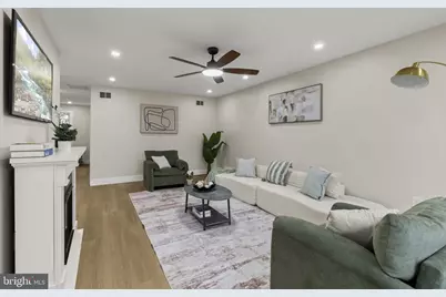 84 Parkway Drive #B, Freehold, NJ 07728 - Photo 5