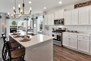 22 Georgetown Dr, Freehold, NJ 07728 - Photo 3