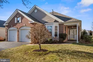 16 Powderhorn Way, Allentown, NJ 08501 - Photo 1