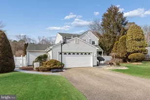 41 Sweet Gum Rd, Howell Township, NJ 07731 - Photo 3
