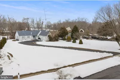 16 Greenfield Drive, Allentown, NJ 08501 - Photo 3