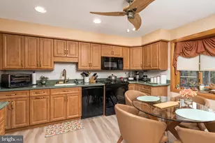 9 Poe Ln, Allentown, NJ 08501 - Photo 9