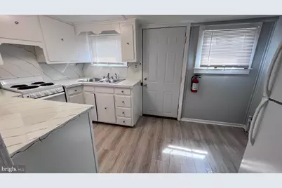 43 S Main Street, Allentown, NJ 08501 - Photo 7