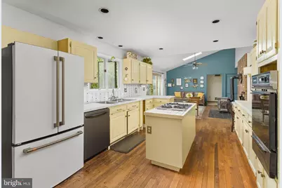 95 Holmes Mill Road, Cream Ridge, NJ 08514 - Photo 13