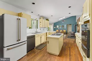 95 Holmes Mill Rd, Cream Ridge, NJ 08514 - Photo 13