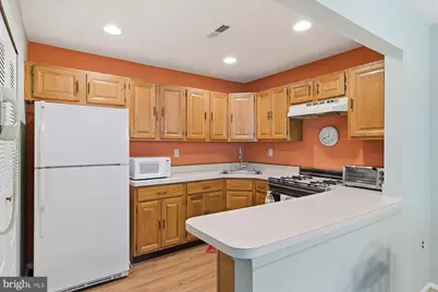 52 Honeysuckle Lane, Red Bank, NJ 07701 - Photo 11