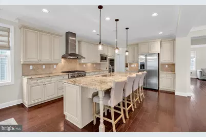 21 Ocean Terr, Long Branch, NJ 07740 - Photo 5