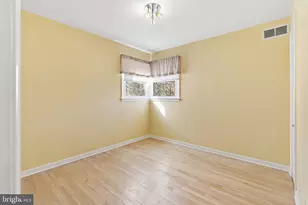 59 Holly Ave, Keansburg, NJ 07734 - Photo 17