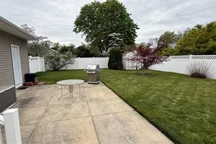 27 Maplecrest Dr, Neptune, NJ 07753 - Photo 21