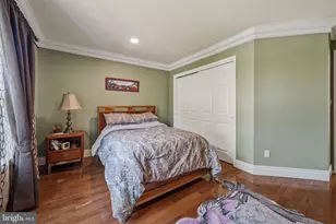 901 Oakley Dr, Freehold, NJ 07728 - Photo 21