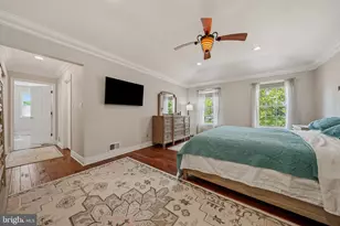 901 Oakley Dr, Freehold, NJ 07728 - Photo 17