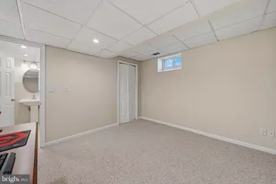 901 Oakley Drive, Freehold, NJ 07728 - Photo 25