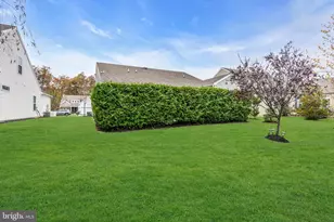 31 W Da Vinci Wy, Farmingdale, NJ 07727 - Photo 43