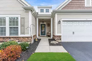 31 W Da Vinci Wy, Farmingdale, NJ 07727 - Photo 3