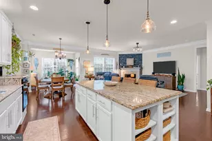 31 W Da Vinci Wy, Farmingdale, NJ 07727 - Photo 19