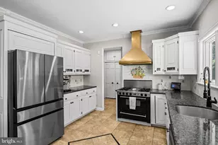 69 Burlington Rd, Cream Ridge, NJ 08514 - Photo 17