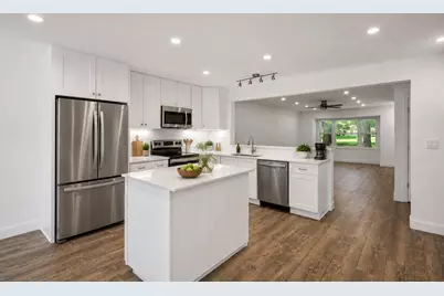 6 Plaza De Las Flores #C, Freehold, NJ 07728 - Photo 17