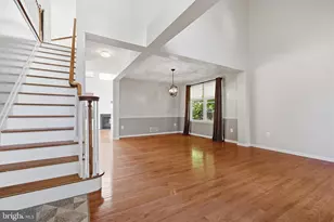 25 Brittany Ct, Middletown, NJ 07748 - Photo 3