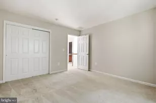 25 Brittany Ct, Middletown, NJ 07748 - Photo 23