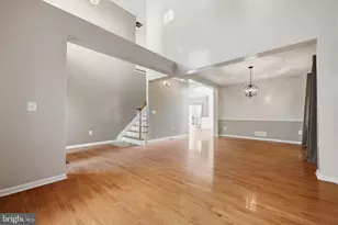 25 Brittany Ct, Middletown, NJ 07748 - Photo 5