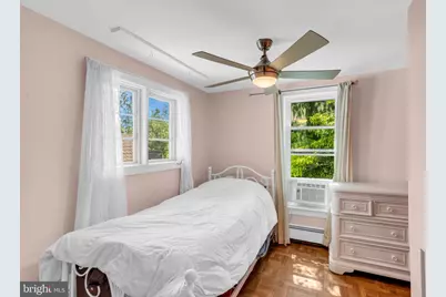 126 S Main Street, Allentown, NJ 08501 - Photo 27