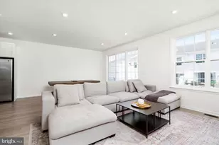 3327 Poplar Pl, Wall, NJ 07719 - Photo 9