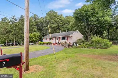 7 Chambers Road, Millstone Township, NJ 08510 - Photo 3