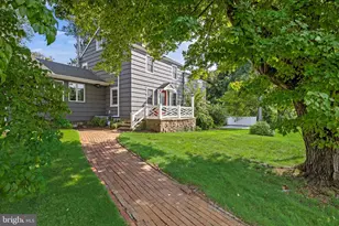 543 Old York Rd, Allentown, NJ 08501 - Photo 5