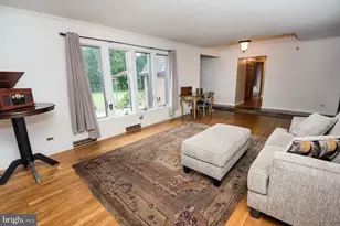 136 Ellisdale Rd, Allentown, NJ 08501 - Photo 3