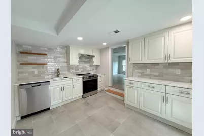 12 S Main Street #2, Allentown, NJ 08501 - Photo 5