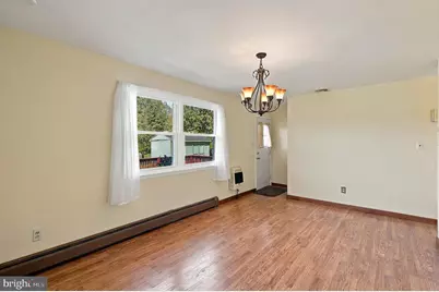 32 Arneytwn Hornerstwn Road, Cream Ridge, NJ 08514 - Photo 11