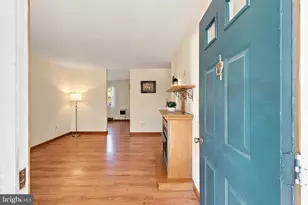 32 Arneytwn Hornerstwn Rd, Cream Ridge, NJ 08514 - Photo 3