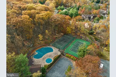 97 Continental Rd, Morris Plains, NJ 07950 - Photo 47