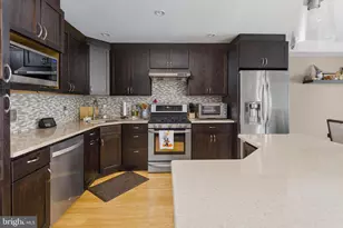 97 Continental Rd, Morris Plains, NJ 07950 - Photo 19